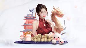 阿森纳季前赛赛后颁奖环节，厄德高不举杯&把奖杯放地上号召合影
